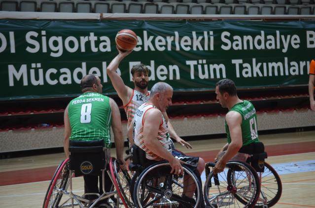 PARKEDE HEYECAN DEVAM EDİYOR